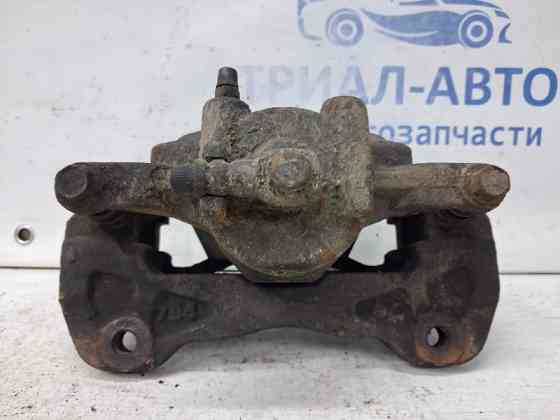 Суппорт передний правый Mitsubishi L200 KB 2.5 DIESEL 4D56 2006 (б/у) Киев