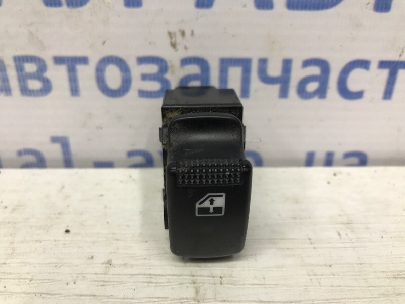 Кнопка стеклоподъемника Kia Sorento BL 2.5 DIESEL D4CB 2002 (б/у) Киев - изображение 2