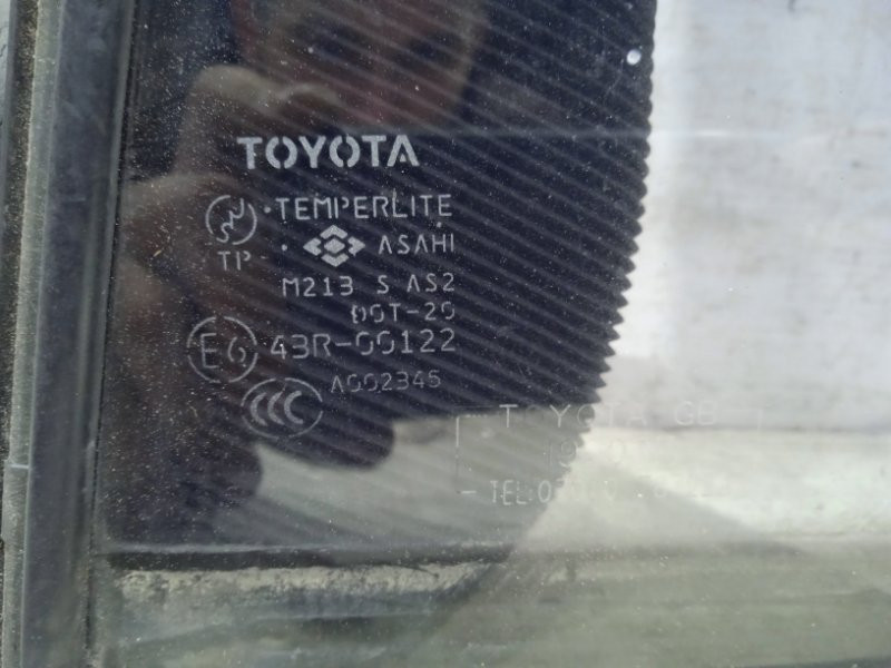 Стекло двери задней правой (форточка) Toyota Prado J120 3.0 DIESEL 1KDFTV 2002 (б/у) Київ - зображення 2