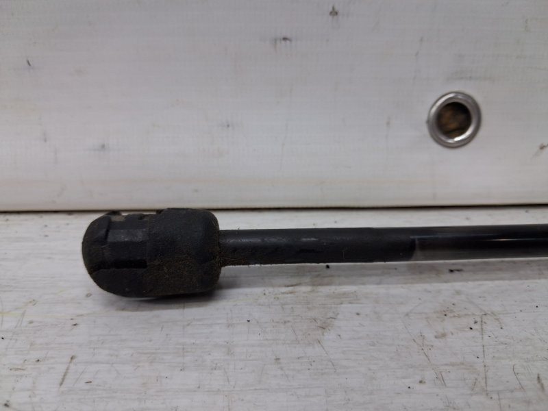 Амортизатор крышки багажника Mitsubishi Outlander 2003-2006 MR991807 (Арт. 67199) Київ - зображення 3