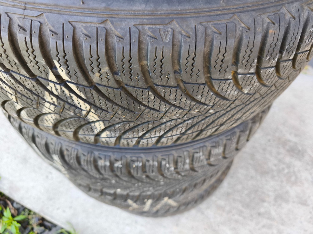 Диск с шиной 195/60 R15 Nexen Winguard Snow G WH2 Ford Fusion комплект Ковель - изображение 8