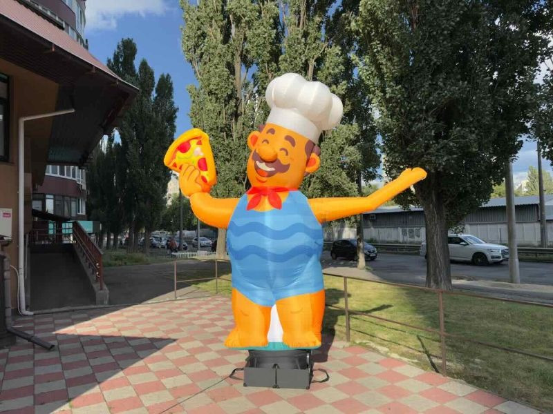 Наружная реклама человек надувной 3D копии товаров, персонажей, животных 3.4 м Київ - зображення 3