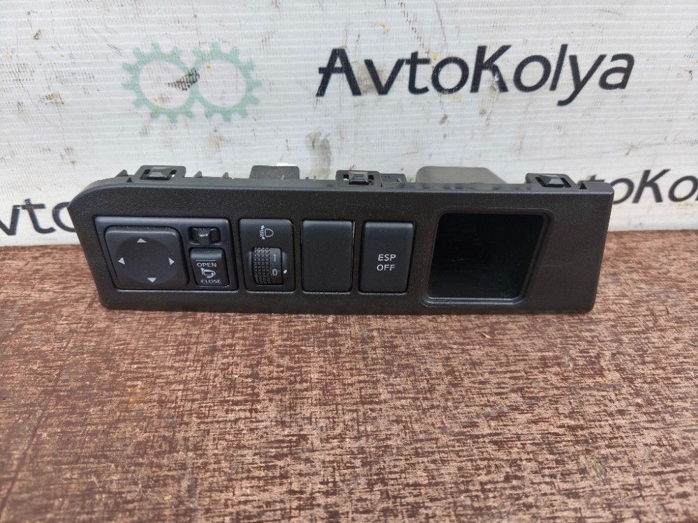 Кнопка корректора фар Nissan Note E11 2005-2012 Ковель - изображение 1