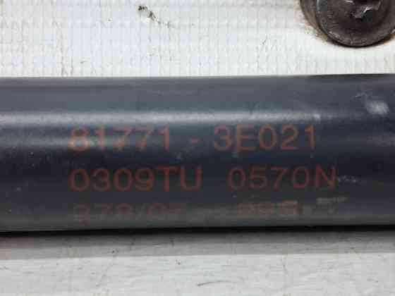 Амортизатор крышки багажника Kia Sorento 2002-2011 817713E021 (Арт. 69407) Київ