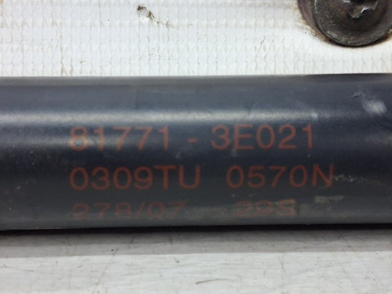 Амортизатор крышки багажника Kia Sorento BL 2.5 DIESEL D4CB 2002 (б/у) Киев - изображение 4