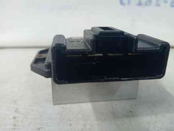 Резистор печки Mitsubishi Pajero Wagon 4 3.2 ДИЗЕЛЬ 4M41 2006 (б/у) Киев