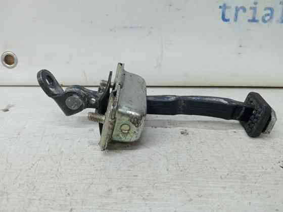 Ограничитель двери задний правый SsangYong Korando C200 2.0 DIESEL D20DT 2010 (б/у) Киев