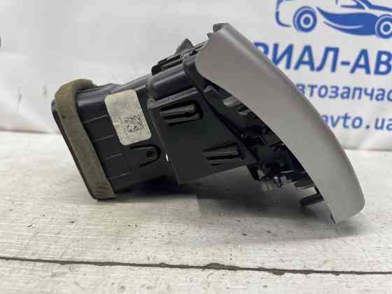 Дефлектор обдува Jeep Cherokee KL 3.2 БЕНЗИН EHK 2013 (б/у) Київ