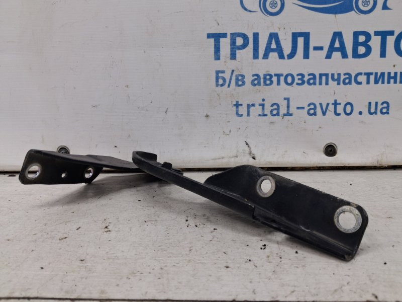 Петля капота левая Mitsubishi Outlander XL 2.4 БЕНЗИН 4B12 2007 (б/у) Київ - зображення 2