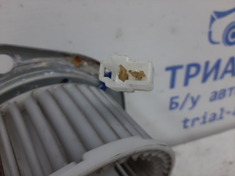 Моторчик печки Mitsubishi Pajero Wagon 4 3.2 ДИЗЕЛЬ 4M41 2006 задн. (б/у) Київ - зображення 4