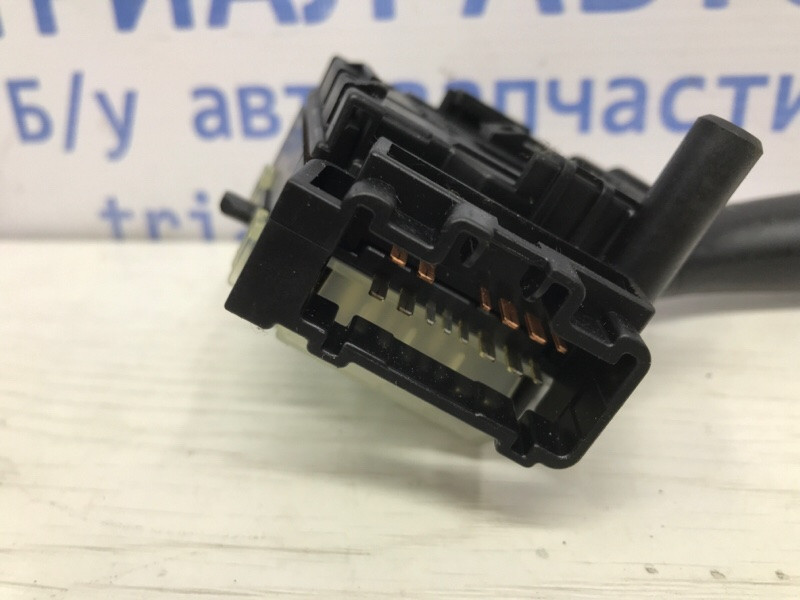 Переключатель подрулевой правый(дворники) Toyota Avensis T25 1.8 БЕНЗИН 1ZZFE 2002 (б/у) Киев - изображение 4