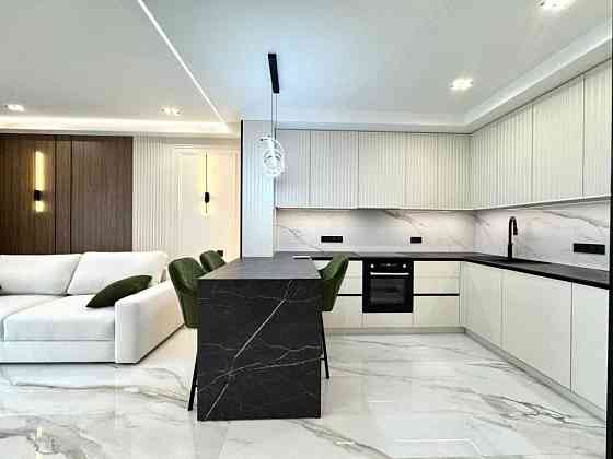 продажа 1-к квартира Киев, Голосеевский, 126000 $ Киев