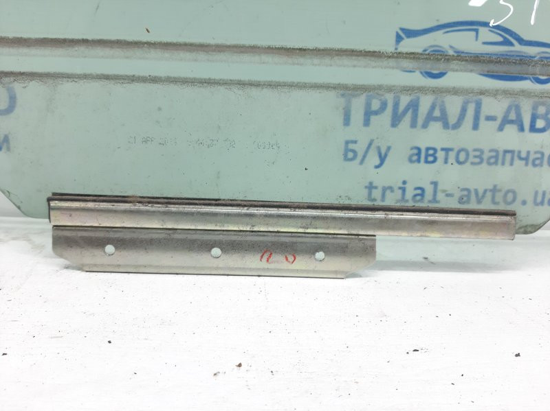 Стекло двери заднее правое Toyota Avensis 2009-2018 6810305140 (Арт. 28998) Киев - изображение 2