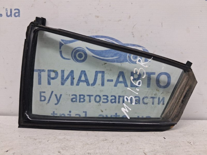 Стекло двери задней правой (форточка) Mazda 3 BK 1.6 БЕНЗИН Z6 2003 (б/у) Київ - зображення 1