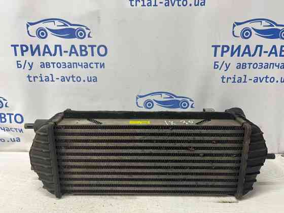Радиатор интеркуллера Hyundai IX35 LM 1.7 DIESEL D4FD 2009 (б/у) Киев