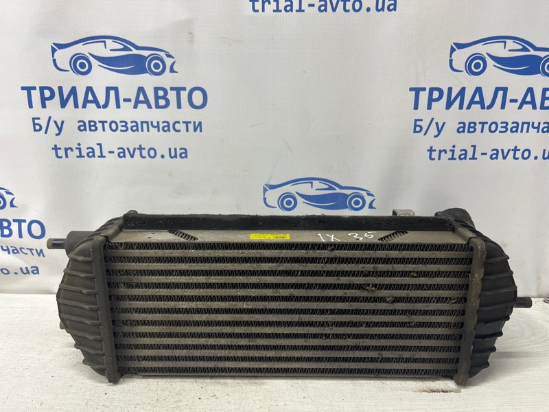 Радиатор интеркуллера Hyundai IX35 LM 1.7 DIESEL D4FD 2009 (б/у) Київ - зображення 1