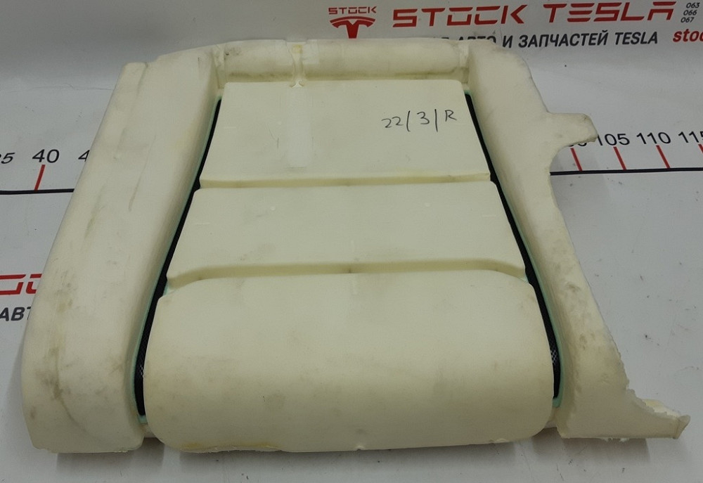 Пенный наполнитель нижней части сиденья 3-го ряда правого Tesla model X 1065925B Киев - изображение 1