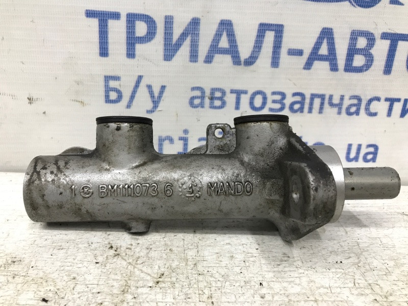 Тормозной цилиндр главный Hyundai Tucson JM 2.0 DIESEL D4EA 2004 (б/у) Киев - изображение 2