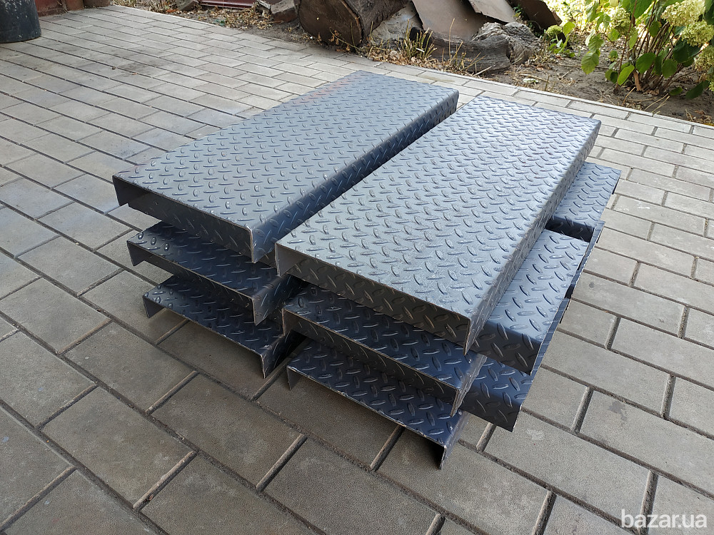 Ступень рифленая лестничная стальная Харків - зображення 8