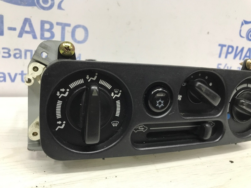 Блок управления кондиционером Mitsubishi Pajero Sport 1996-2008 MR360555 (Арт. 43444) Киев - изображение 2