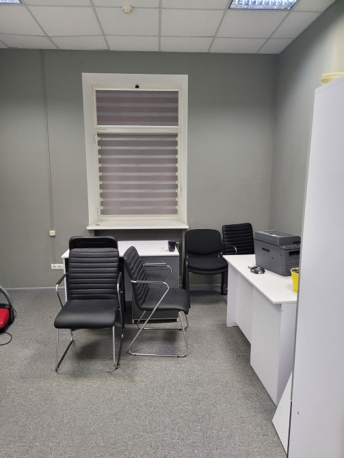 Сдам кабинет офис в центре 10м2 и 14м2 Дніпро - зображення 2