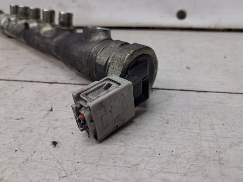 Топливная рампа Mazda 6 2012- SH0113GC0 (Арт. 69743) Київ - зображення 2