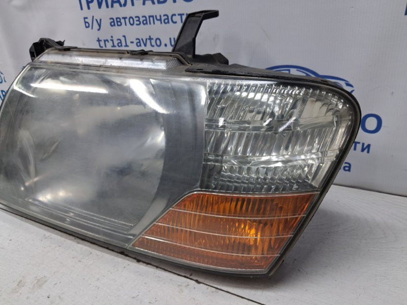 Фара левая галоген Mitsubishi Pajero Wagon 3 3.2 ДИЗЕЛЬ 4M41 1999 (б/у) Київ - зображення 2