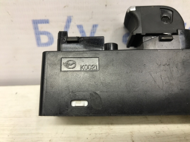 Кнопка стеклоподъемника Mazda 6 2012- GMM666370 (Арт. 51789) Киев - изображение 4
