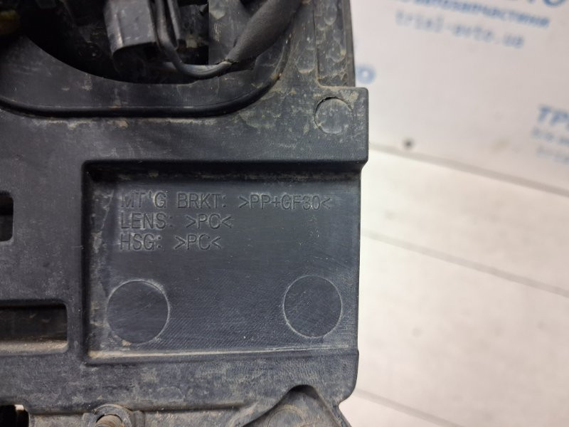 Фара противотуманная правая Kia Sorento 2009-2021 922021U500 (Арт. 71791) Киев - изображение 4
