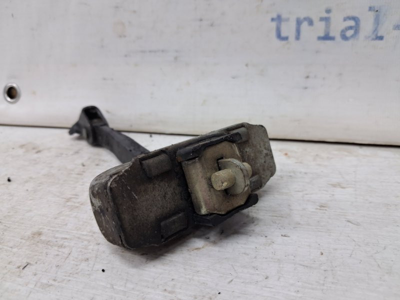 Ограничитель двери задний левый Toyota Prado J120 3.0 DIESEL 1KDFTV 2002 (б/у) Киев - изображение 3