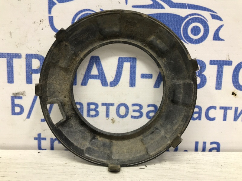 Решетка противотуманки левая Mitsubishi Pajero Wagon 4 3.2 ДИЗЕЛЬ 4M41 2006 (б/у) Киев - изображение 2