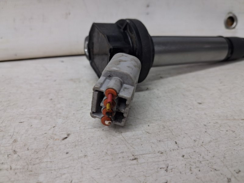 Катушка зажигания Toyota Auris E150 1.6 БЕНЗИН 1ZRFAE 2006 (б/у) Киев - изображение 2