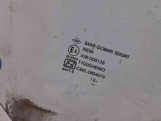 Стекло двери заднее правое Dacia Duster HS 1.5 DIESEL K9K 2010 (б/у) Київ