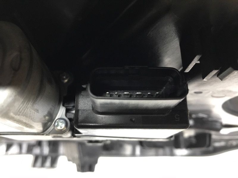 Стеклоподъемник задний левый Kia Ceed JD 1.6 DIESEL D4FB 2012 (б/у) Київ - зображення 3