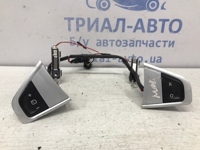 Кнопки руля Renault Megane 3 1.5 DIESEL K9K 2008 (б/у) Київ - зображення 1