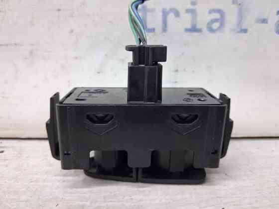 Кнопка аварийки Renault Megane 3 1.5 DIESEL K9K 2008 (б/у) Київ