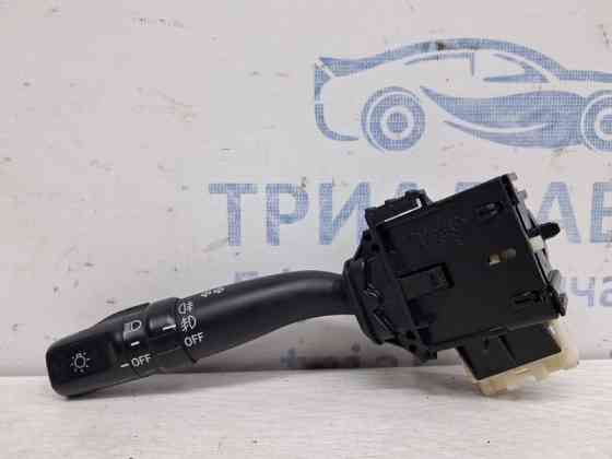 Переключатель подрулевой левый(поворотники) Toyota Avensis T25 1.8 БЕНЗИН 1ZZFE 2002 (б/у) Киев