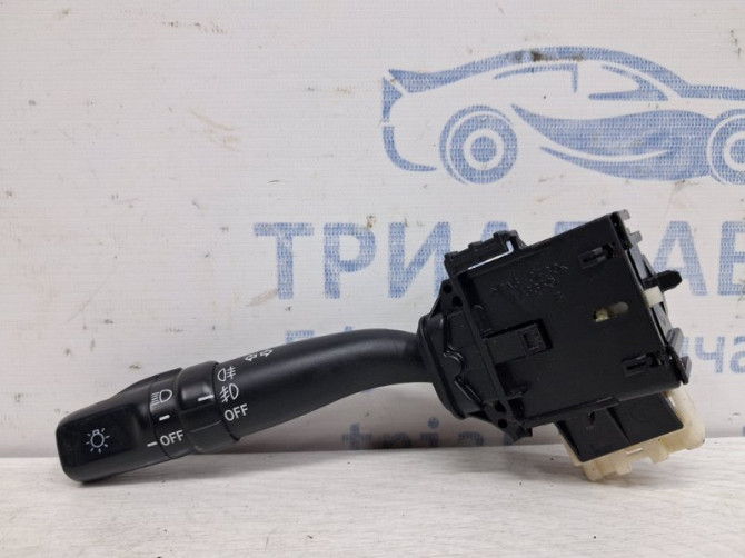 Переключатель подрулевой левый(поворотники) Toyota Avensis T25 1.8 БЕНЗИН 1ZZFE 2002 (б/у) Киев - изображение 1