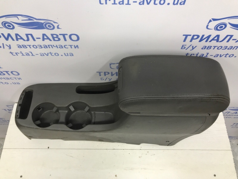 Подлокотник Hyundai Tucson 2004-2010 84660-2E100-LM (Арт. 52987) Киев - изображение 2