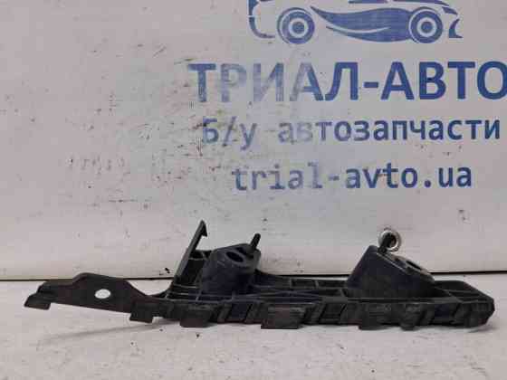 Кронштейн бампера передний правый Mazda 3 2013-2019 BHN1500T1 (Арт. 64176) Київ