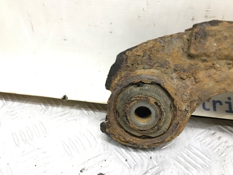 Рычаг задней подвески продольный левый Mitsubishi Pajero Sport K9 2.5 DIESEL 4D56 1996 (б/у) Київ - зображення 2