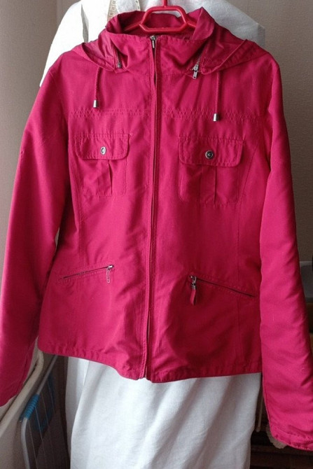 Красная куртка ветровка р. 44-46 Київ - зображення 1