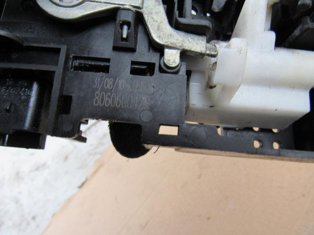 Ручка двери передняя правая Renault Megane III 2008-2015 (806060042R) Ковель - зображення 1