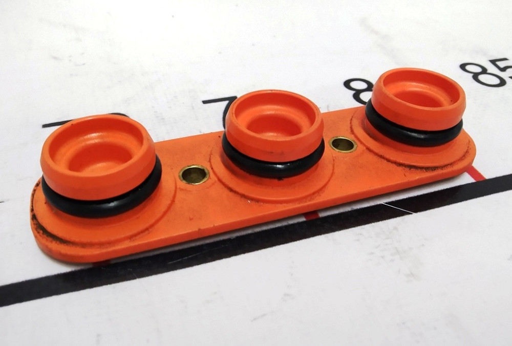 2Заглушка редуктора мотора Tesla model S 1005609-00-A Киев - изображение 1