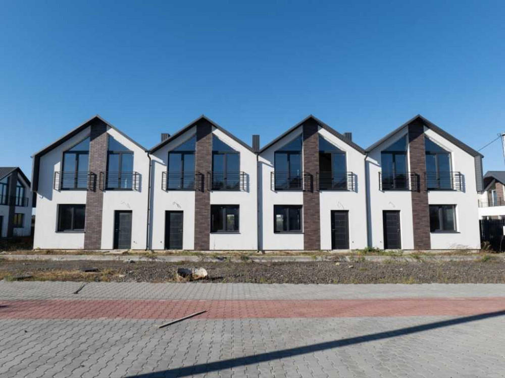 продажа 3-к таунхаус Луцк, 73000 $ Луцьк - зображення 1