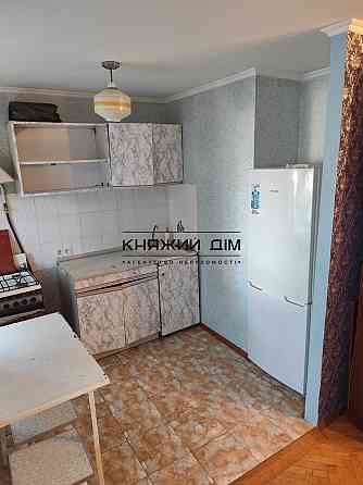Продаж 1 кімнатна вул Ялтинська Киев