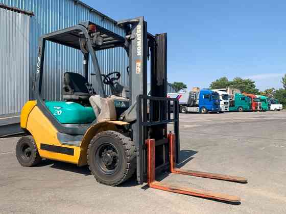 Вилковий автонавантажувач Komatsu на великих 12 колесах. Модель:FG20C-16. Львов