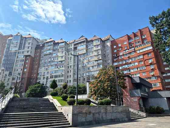 Продам 1-к квартиру (42м2) в центре, пр. Пушкина 13 / б-р Кучеревского Днепр