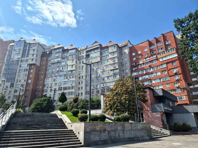 Продам 1-к квартиру (42м2) в центре, пр. Пушкина 13 / б-р Кучеревского Днепр - изображение 1