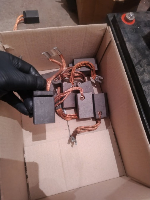 Продам эл.щетка ЭГ-14 10х16х25 16х25х40 Днепр - изображение 2